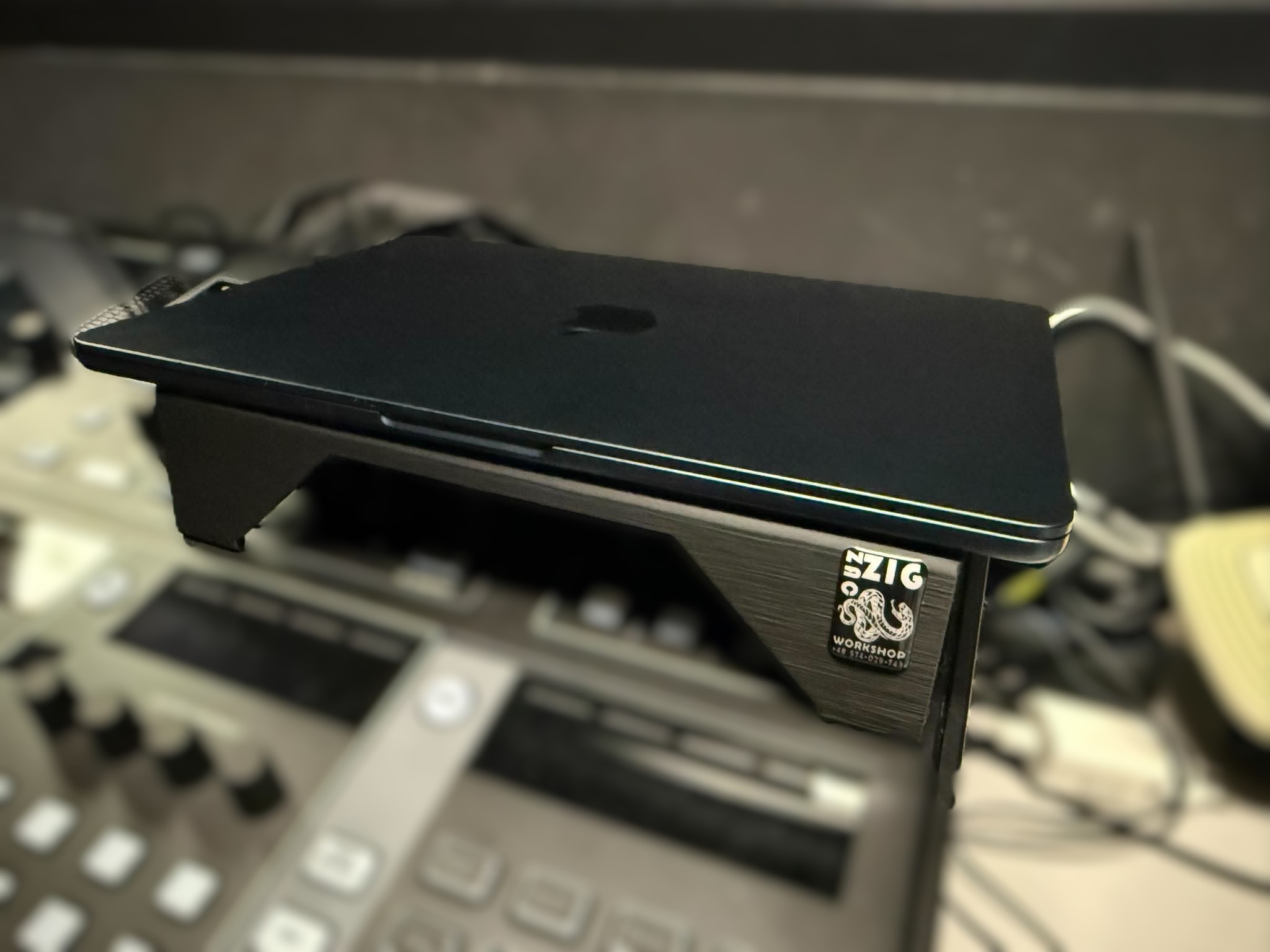 Półka pod laptopa do Behringer WING PAD, stojak, uchwyt - Image 3